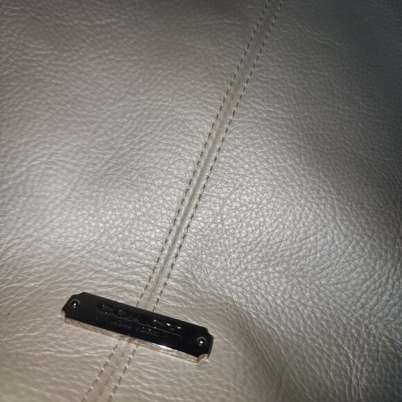 COACH EUC AVERY LEATHER 29360 HOBO BAG - Picture 2 of 10